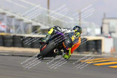 media/Oct-08-2022-SoCal Trackdays (Sat) [[1fc3beec89]]/Turn 16 (125pm)/